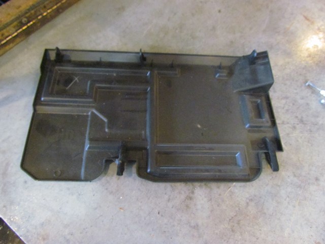 2010 Infiniti G37 Convertible RH Under Dash Trim 68920 JK600