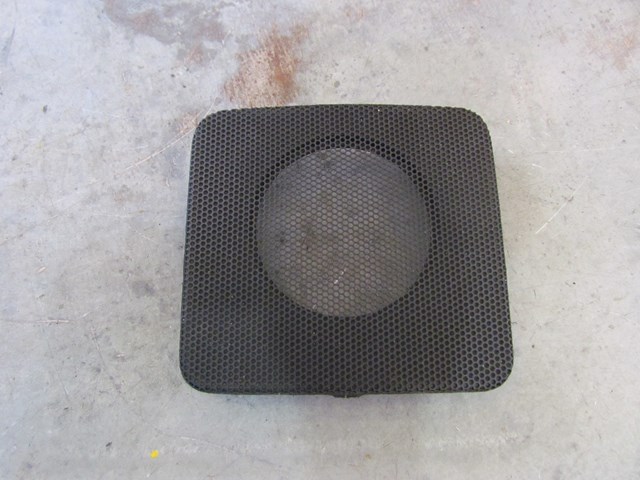 Infiniti G37 Convertible Center Dash Speaker Cover