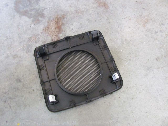 Infiniti G37 Convertible Center Dash Speaker Cover