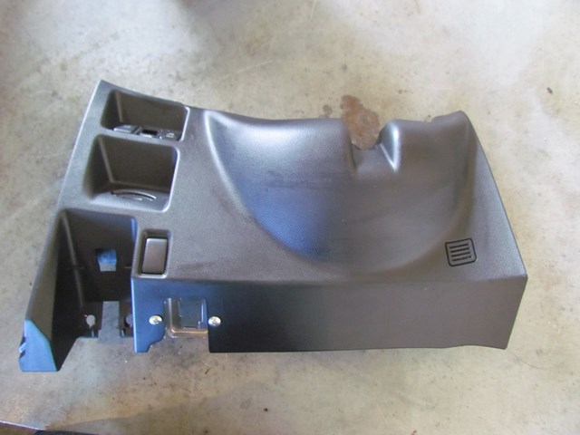 2010 Infiniti G37 Convertible Under Dash Panel w/Buttons