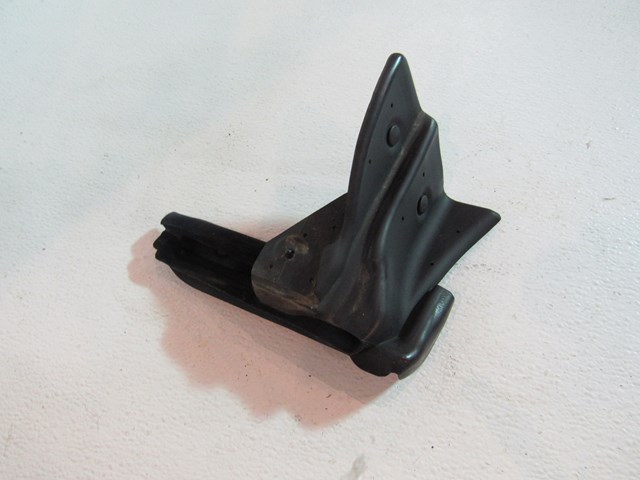 2010 Infiniti G37 Convertible LH Driver Top Rear Corner Door Seal