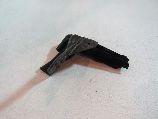 2010 Infiniti G37 Convertible LH Driver Top Rear Corner Door Seal