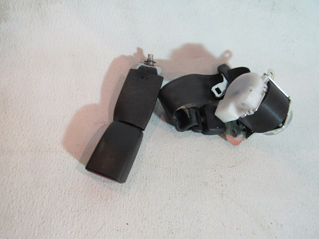 2010 Infiniti G37 Convertible Rear RH Pass Seat Belt & Buckle