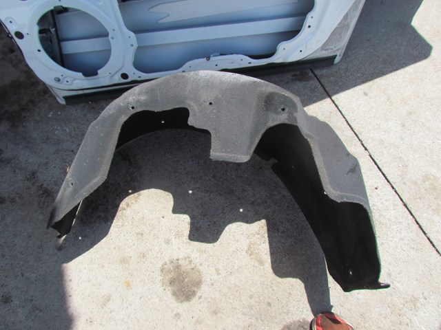 2010 Infiniti G37 Convertible Rear RH Passenger Fender Liner