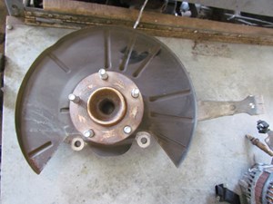 2010 Infiniti G37 Convertible Front RH Passenger Spindle