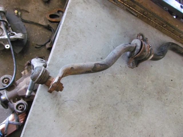 2010 Infiniti G37 Convertible Front Sway Bar w/Links & Mounts