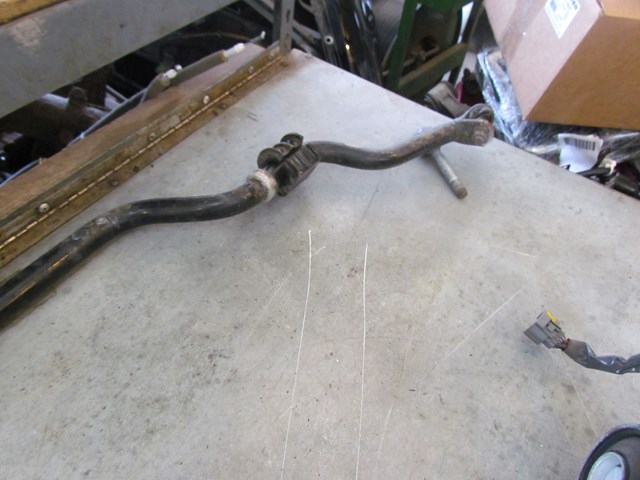 2010 Infiniti G37 Convertible Front Sway Bar w/Links & Mounts