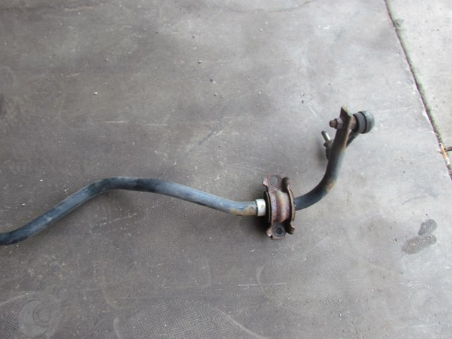 2010 Infiniti G37 Convertible Rear Sway Bar w/Links