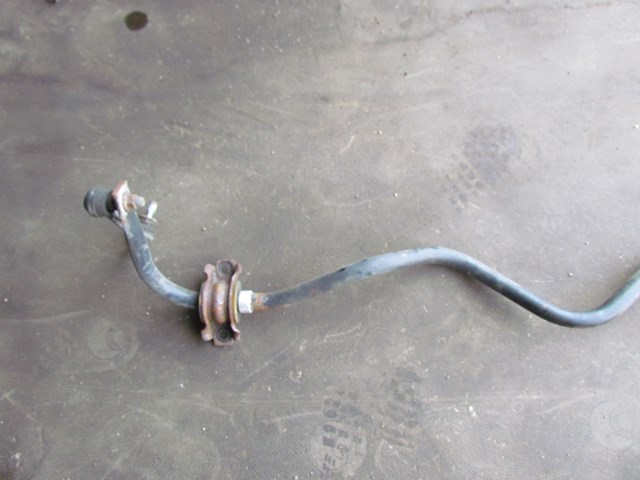 2010 Infiniti G37 Convertible Rear Sway Bar w/Links