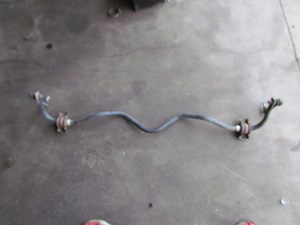2010 Infiniti G37 Convertible Rear Sway Bar w/Links