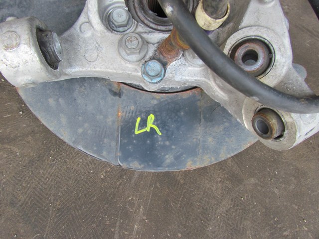 2010 Infiniti G37 Convertible Rear LH Driver Spindle