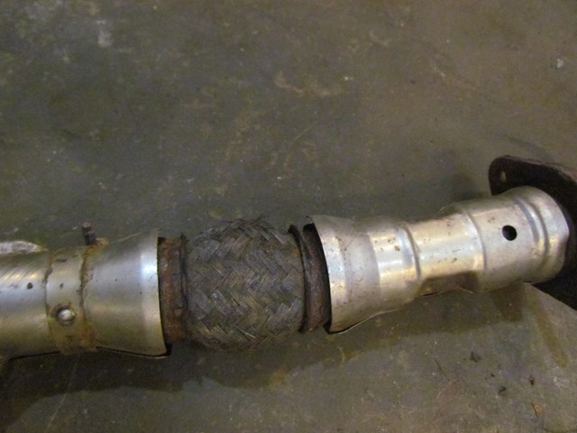 2010 Infinti G37S Convertible Y Pipe. See Pictures 