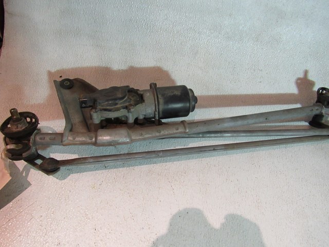 2005 Subaru Baja Windshield Wiper Motor