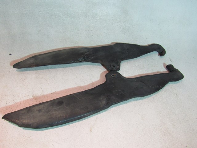 2005 Subaru Baja Fender Foam Filler Seals LH & RH