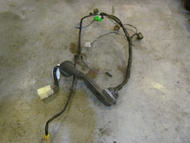2005 Subaru Baja Front RH Passenger Door Wiring 81821AE50A