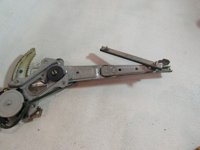 2005 Subaru Baja Front RH Passenger Window Motor 61188 AE00B