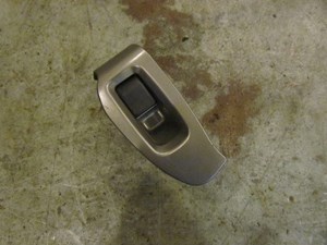 2005 Subaru Baja Rear LH Driver Door Switch