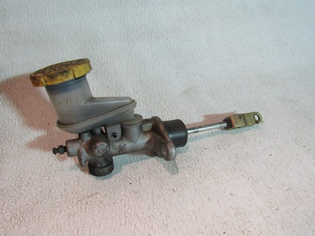 2005 Subaru Baja Clutch Master Cylinder OEM