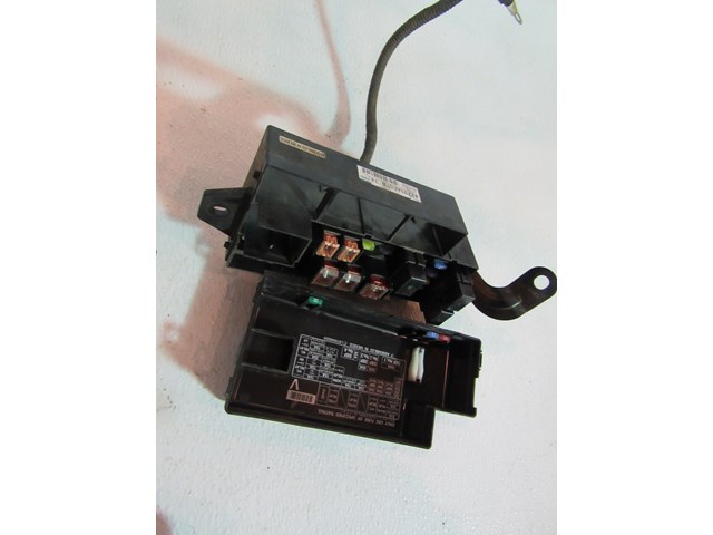 2005 Subaru Baja Engine Fuse Box 82231AE07B