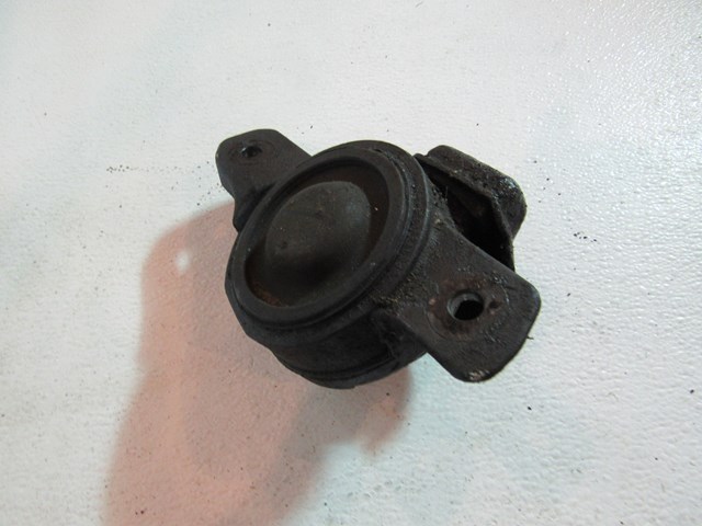 2005 Subaru Baja RH Passenger Engine Mount