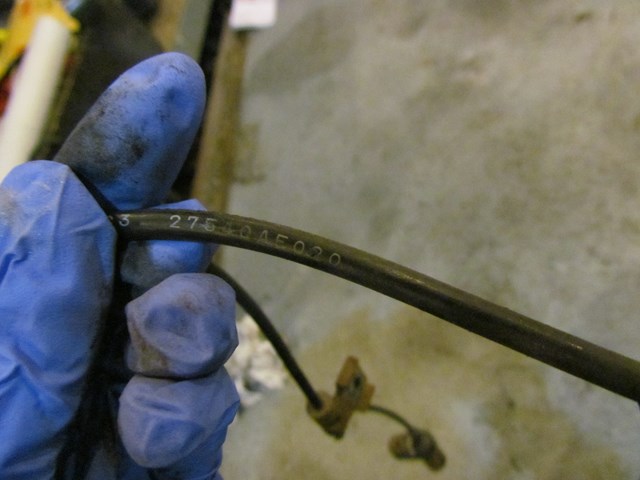 2005 Subaru Baja Front RH Passenger ABS Sensor 27540AE020