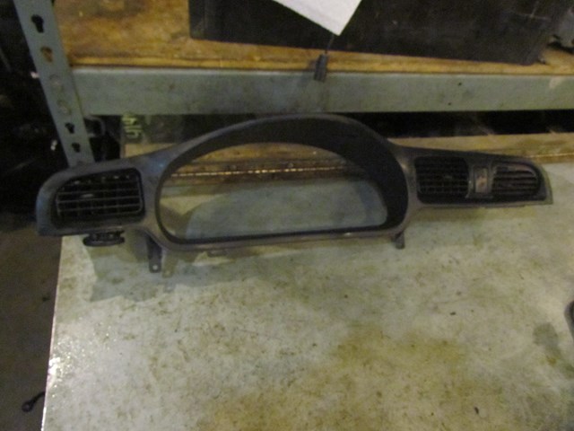 2005 Subaru Baja Speedometer Trim Bezel w/Dash Vents