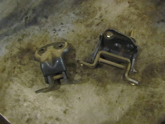 2005 Subaru Baja Rear LH Driver Door Hinges