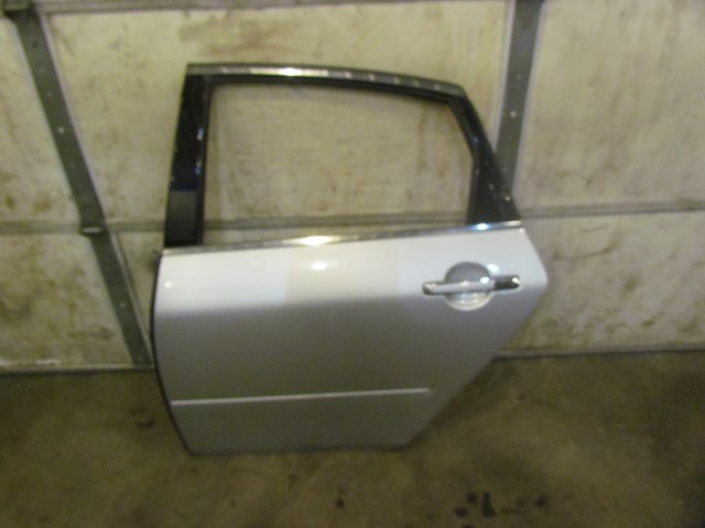 2006 Infiniti M45 LH Driver Rear Door