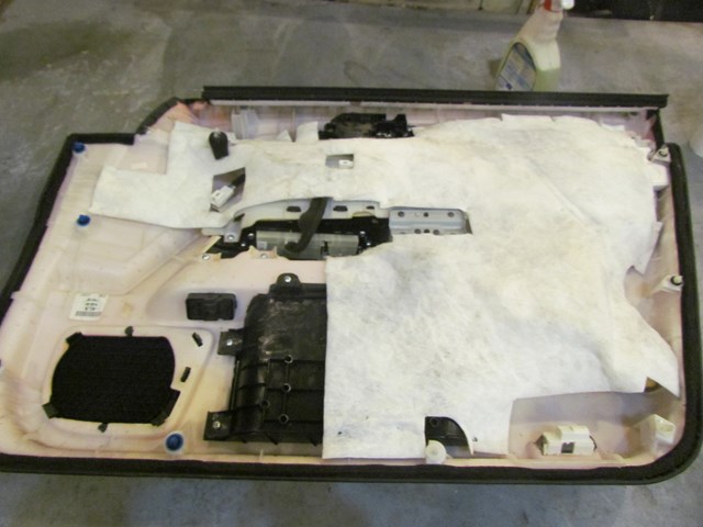 2006 Infiniti M45 Sport Front LH Door Panel w/Master Switch