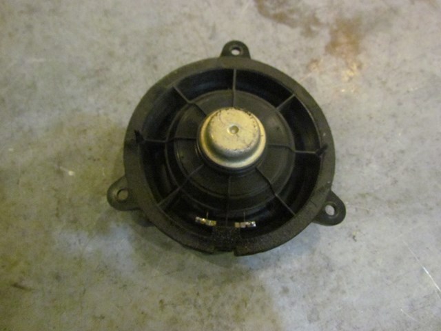 2006 Infiniti M45 Rear LH Driver Door Speaker 28156 AM900