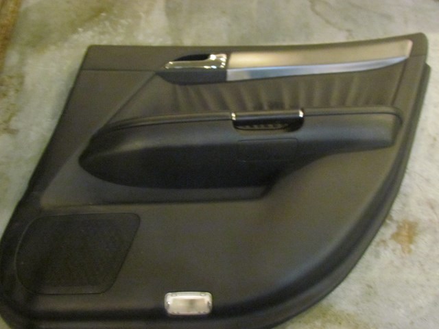 2006 Infiniti M45 Sport Rear RH Pass Door Panel w/Switch
