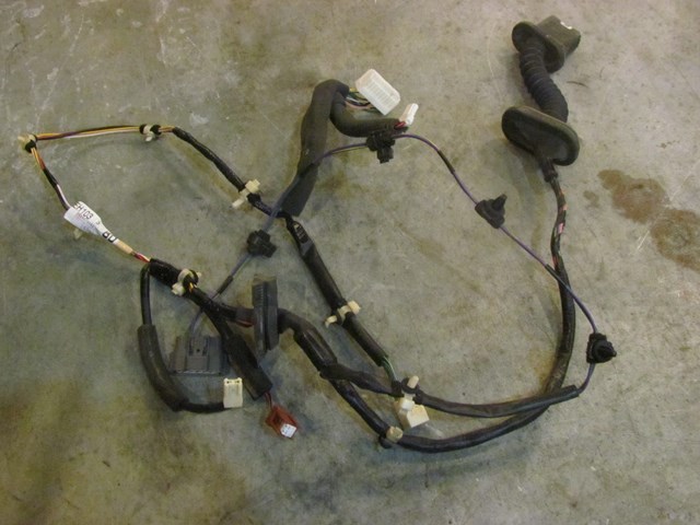 2006 Infiniti M45 Rear RH Passenger Door Wiring 24126 EH103