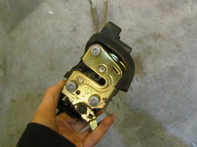 2006 Infiniti M45 Front RH Passenger Door Lock Actuator