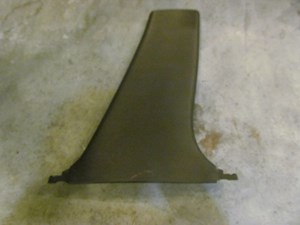 2006 Infiniti M45 RH Pass Lower B Pillar Trim 76915 EG000