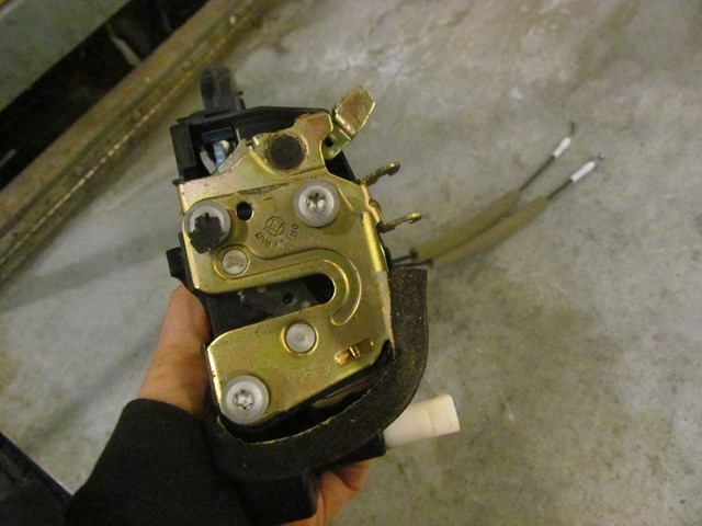 2006 Infiniti M45 Front LH Driver Door Lock Actuator