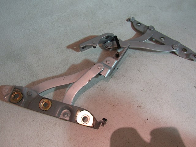 2006 Infiniti M45 Trunk Hinges RH & LH 