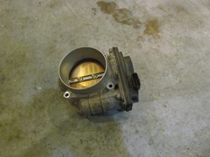 2006 Infiniti M45 Throttle Body
