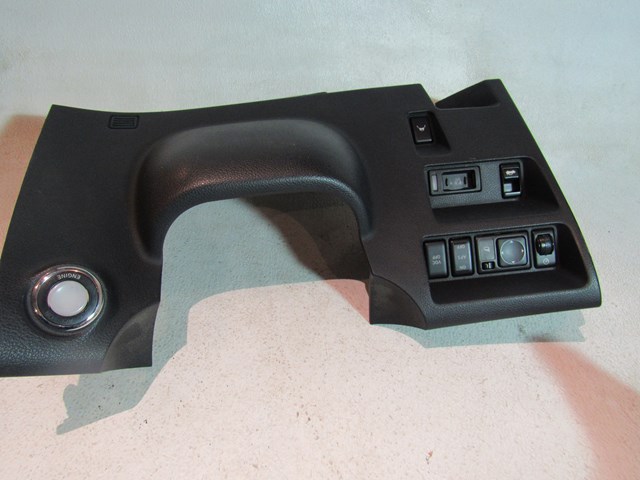 2006 Infiniti M45 LH Lower Dash Panel Start/Stop Button