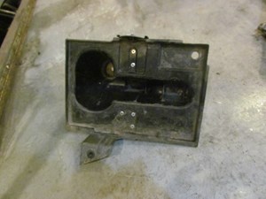 2006 Infiniti M45 Battery Tray 64866 CG000