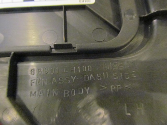  2006 Infiniti M45 LH Driver Lower Kick Panel 66901 EH100