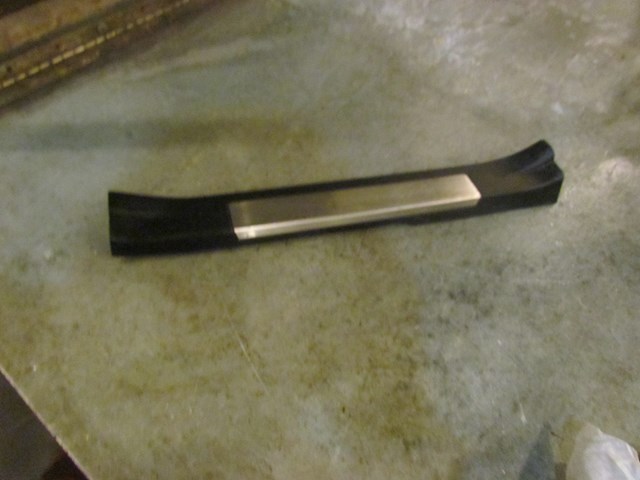 2006 Infiniti M45 Rear LH Driver Door Sill Kick Plate 769B7EG000