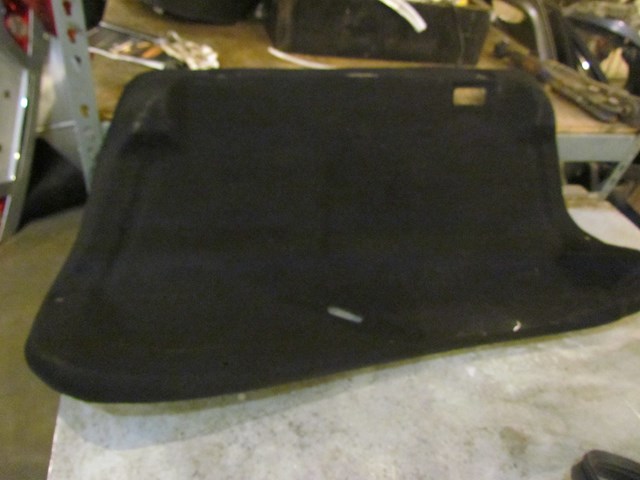 2006 Infiniti M45 Trunk Lid Moulding