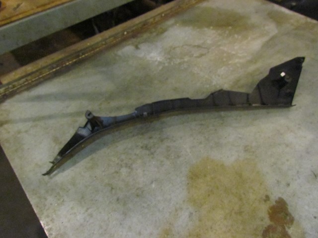 2006 Infiniti M45 Rear RH Passenger Seat Finish Trim 76917EG000