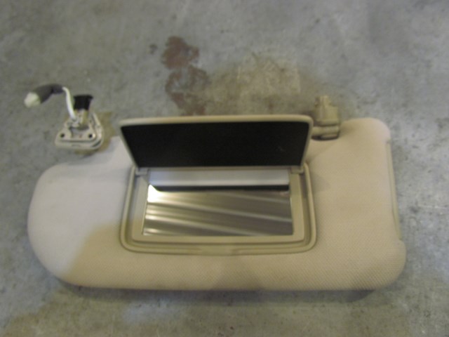2006 Infiniti M45 LH Driver Sun Visor