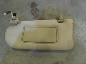 2006 Infiniti M45 LH Driver Sun Visor