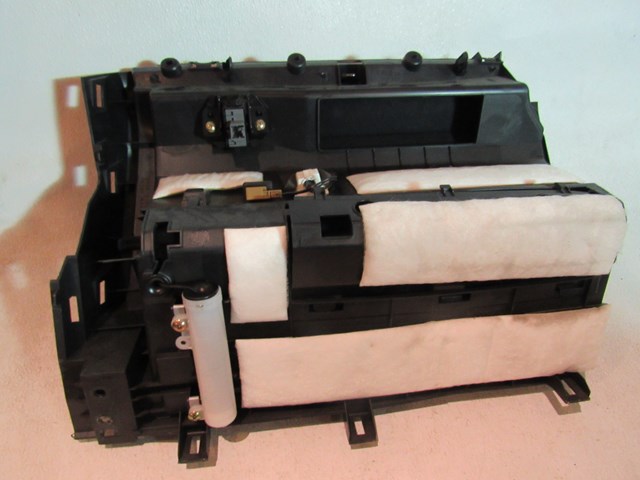 2006 Infiniti M45 RH Passenger Glove Box