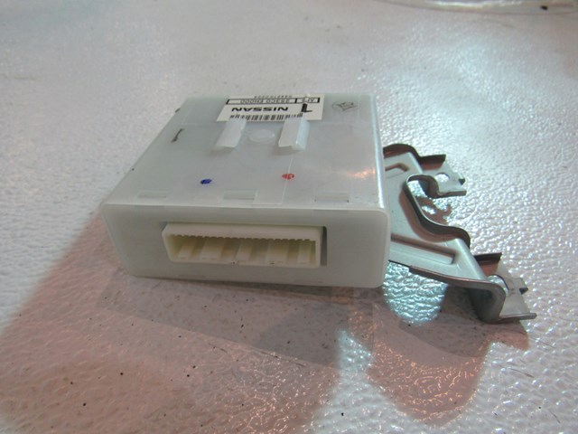 2006 2007 Infiniti M45 Headlight Control Module 253C0EH000