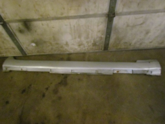 2006 Infiniti M45 RH Passenger Side Skirt
