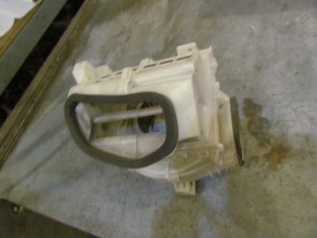 2006 Infiniti M45 Blower Motor Assembly 27200EH100