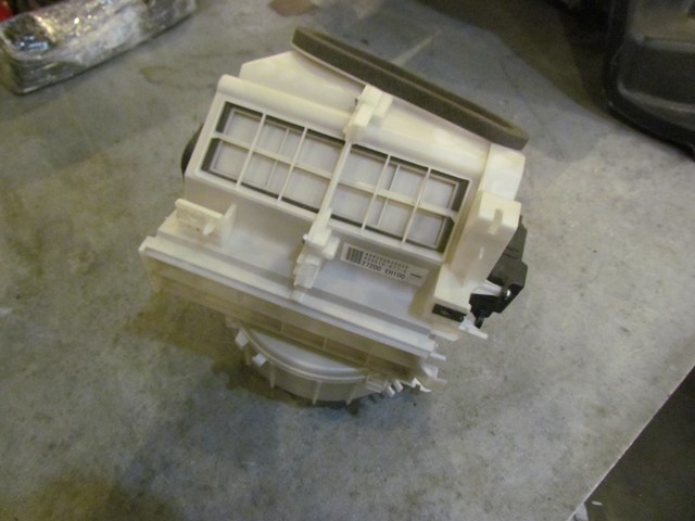 2006 Infiniti M45 Blower Motor Assembly 27200EH100